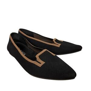 Vivaia Black Pointed loafer EU 40